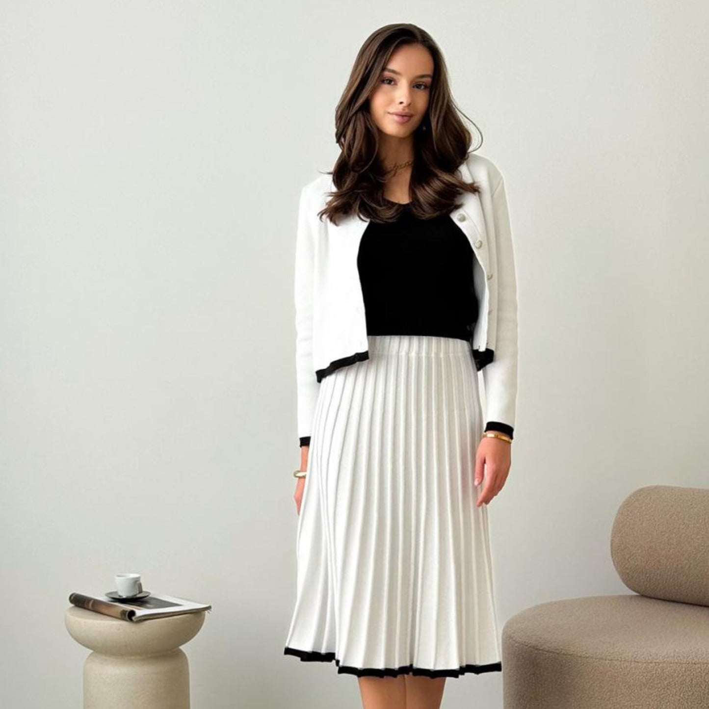 White Knitted Jacket – Gabriel