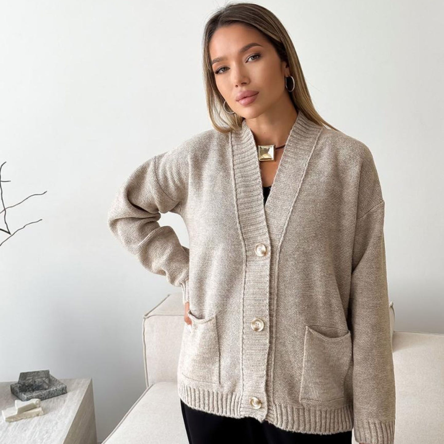 Beige Knitted Cardigan – Casual Wool