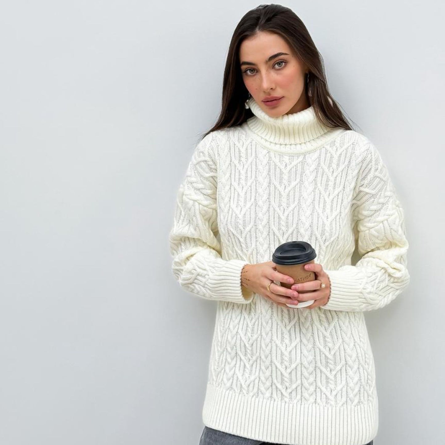 White Knitted Sweater - Olivia