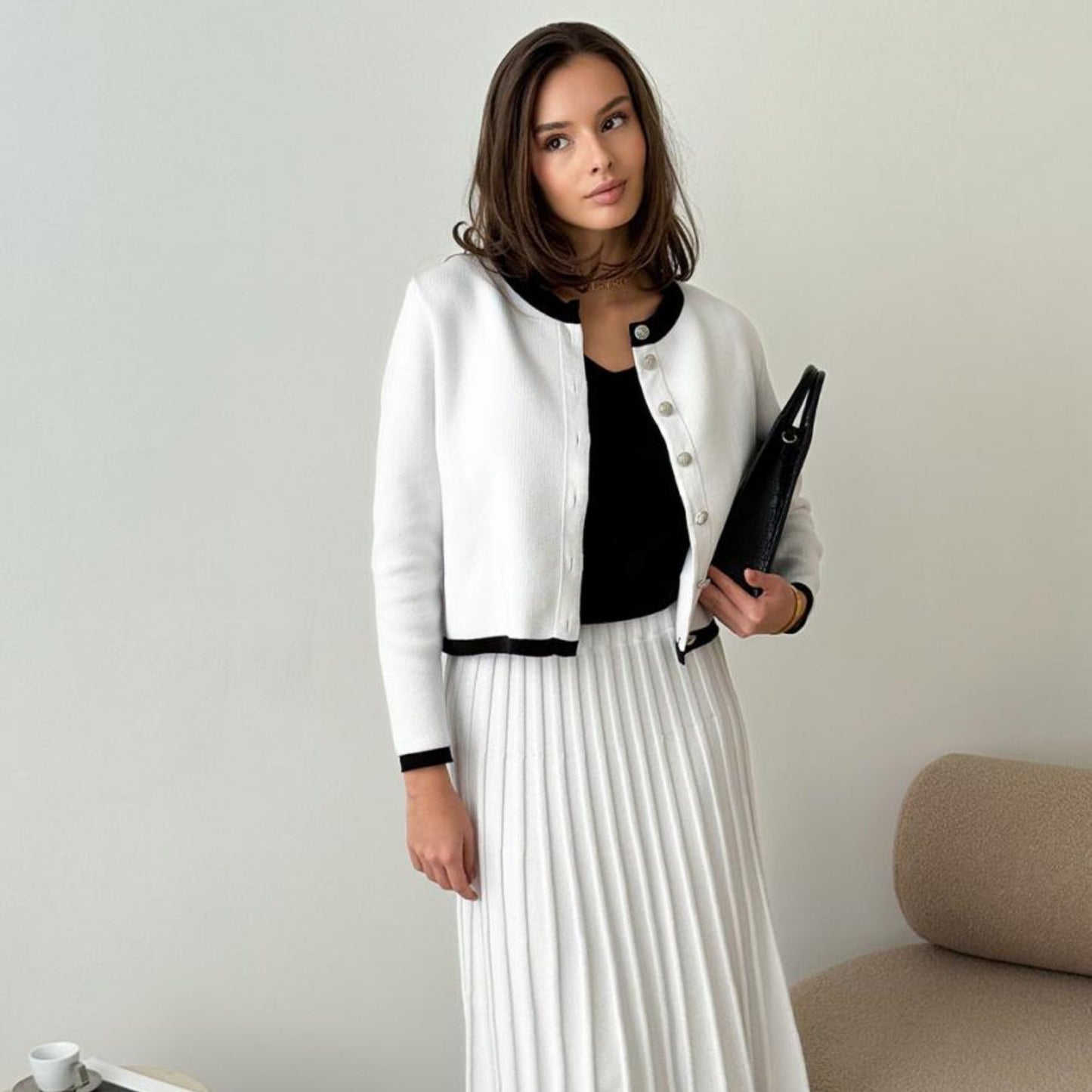 White Knitted Jacket – Gabriel