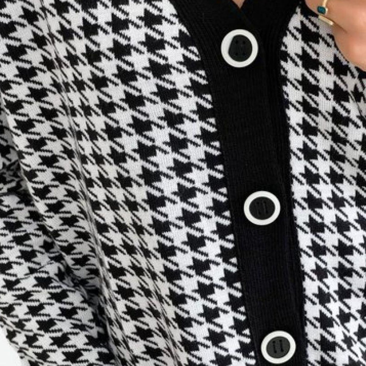 Black Knitted Cardigan - Lapky