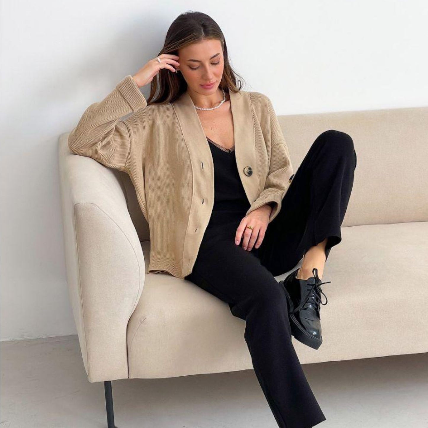 Beige Knitted Cardigan – Vittoria