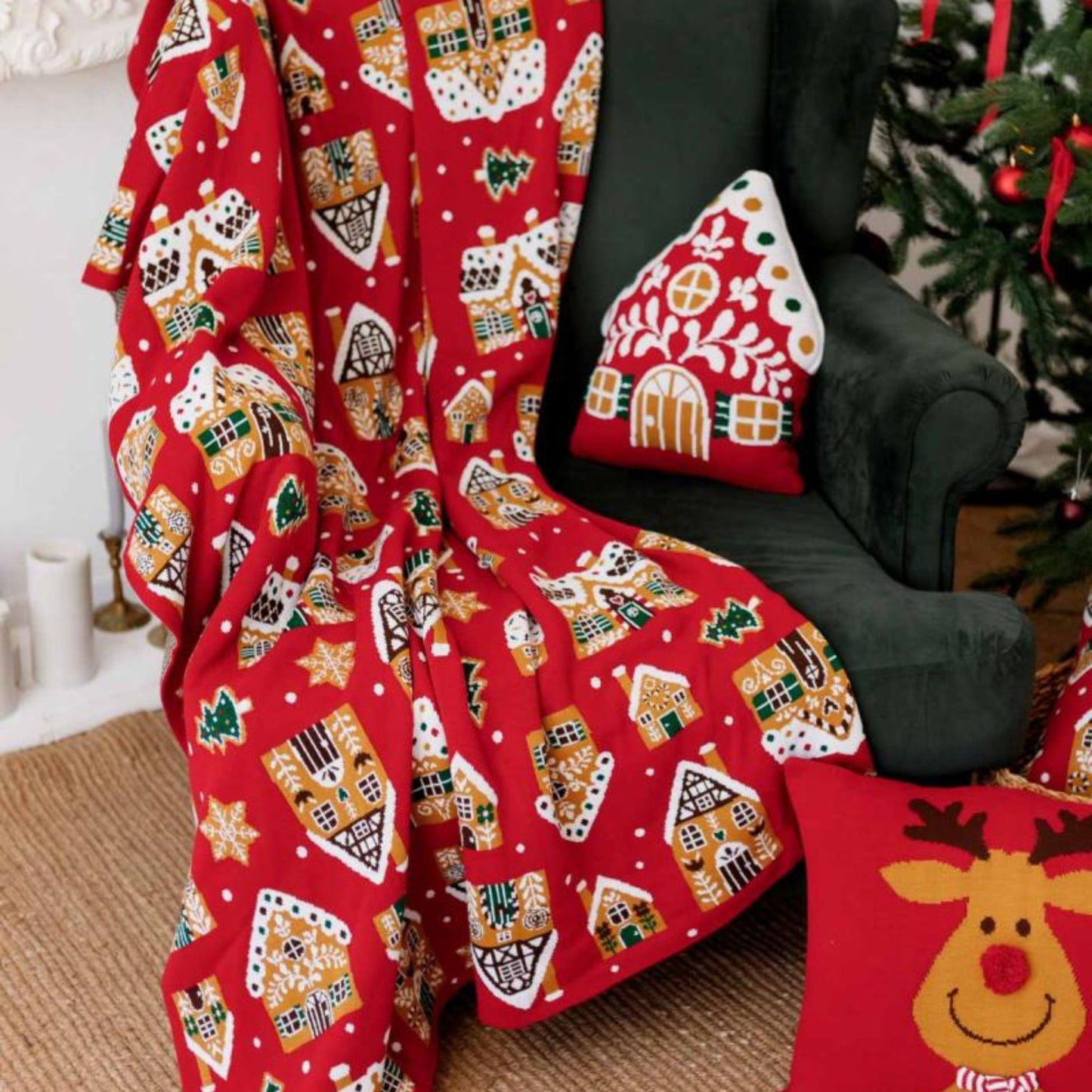 Red Knitted Christmas Throw Blanket - Gingerbread Houses