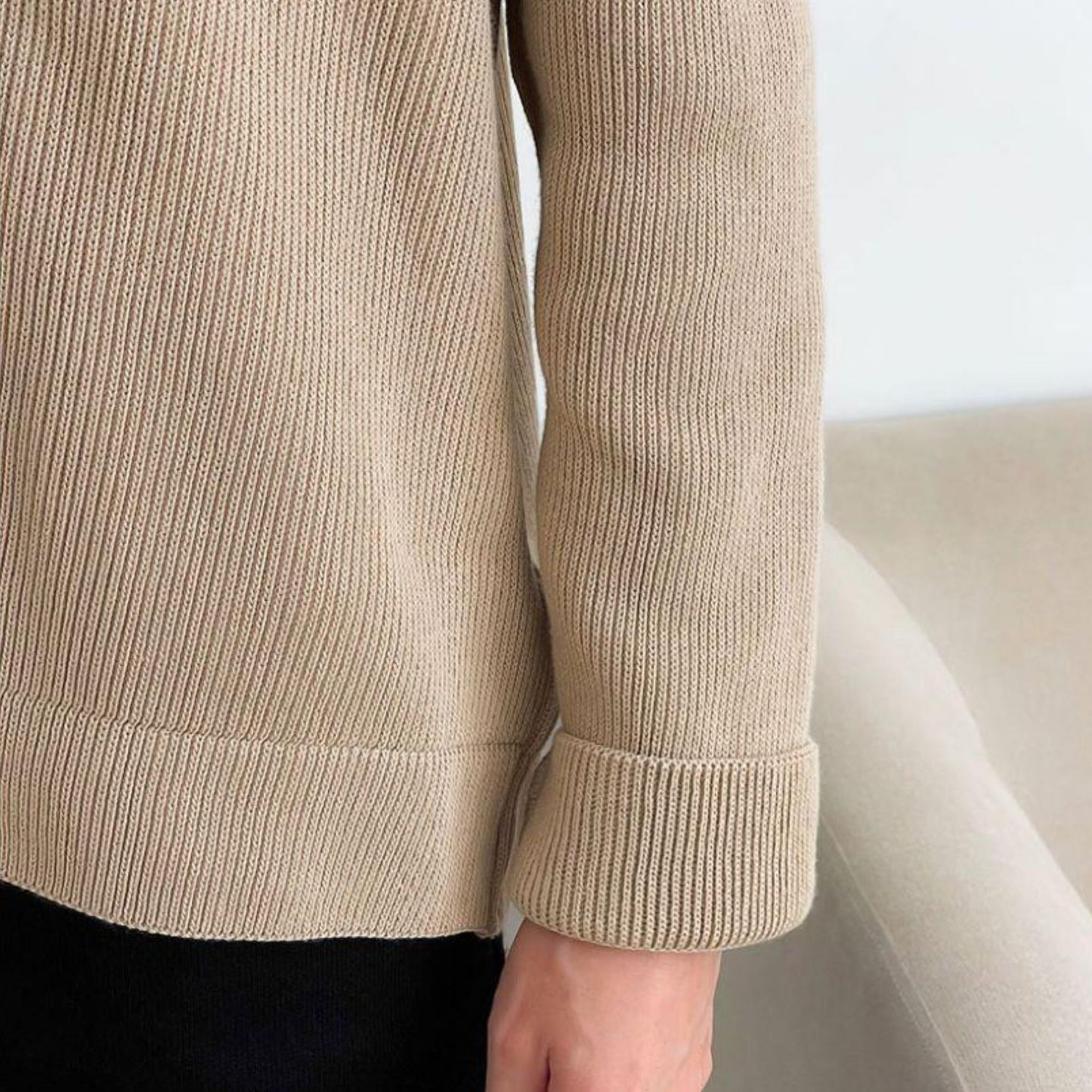 Beige Knitted Cardigan – Vittoria