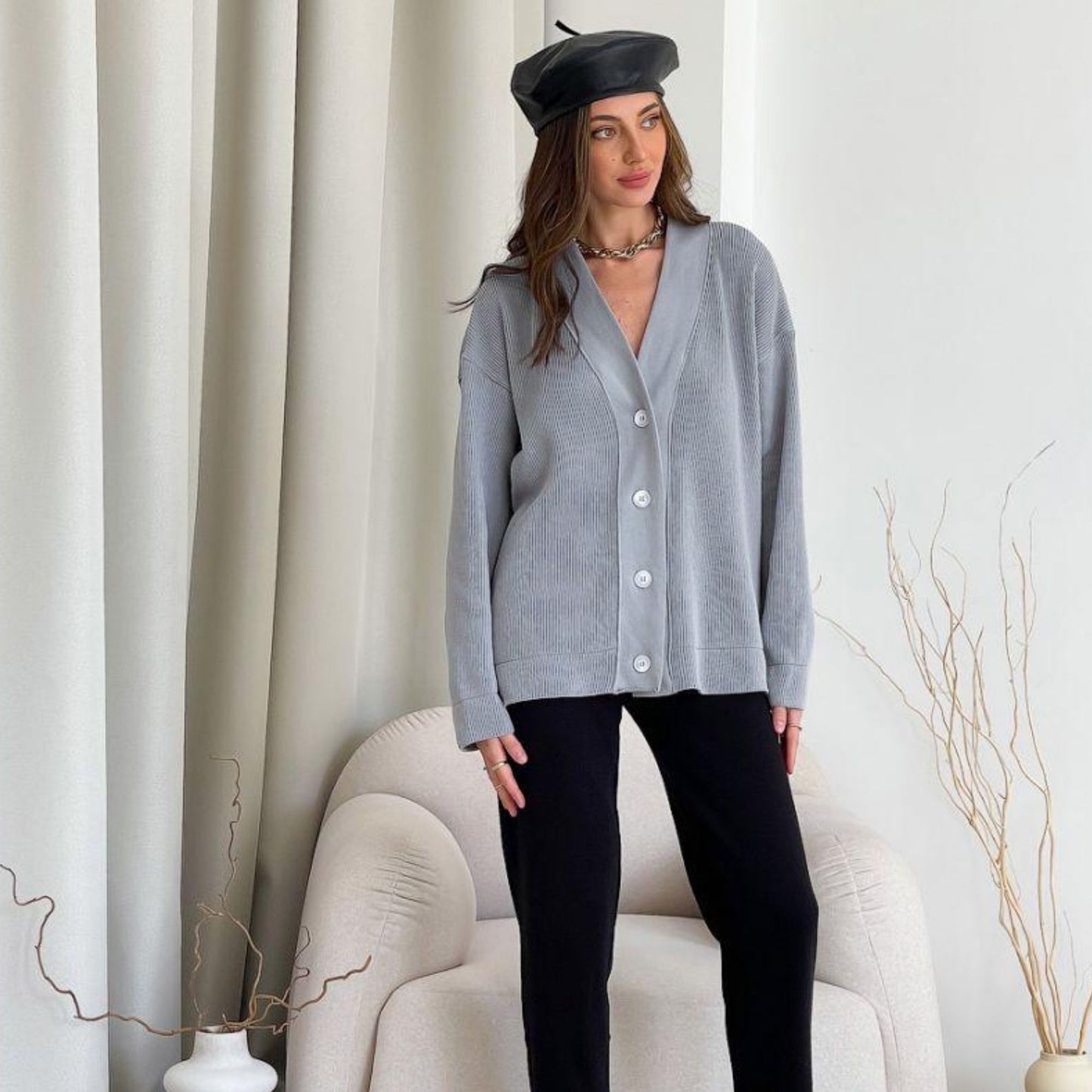 Gray Knitted Cardigan – Vittoria