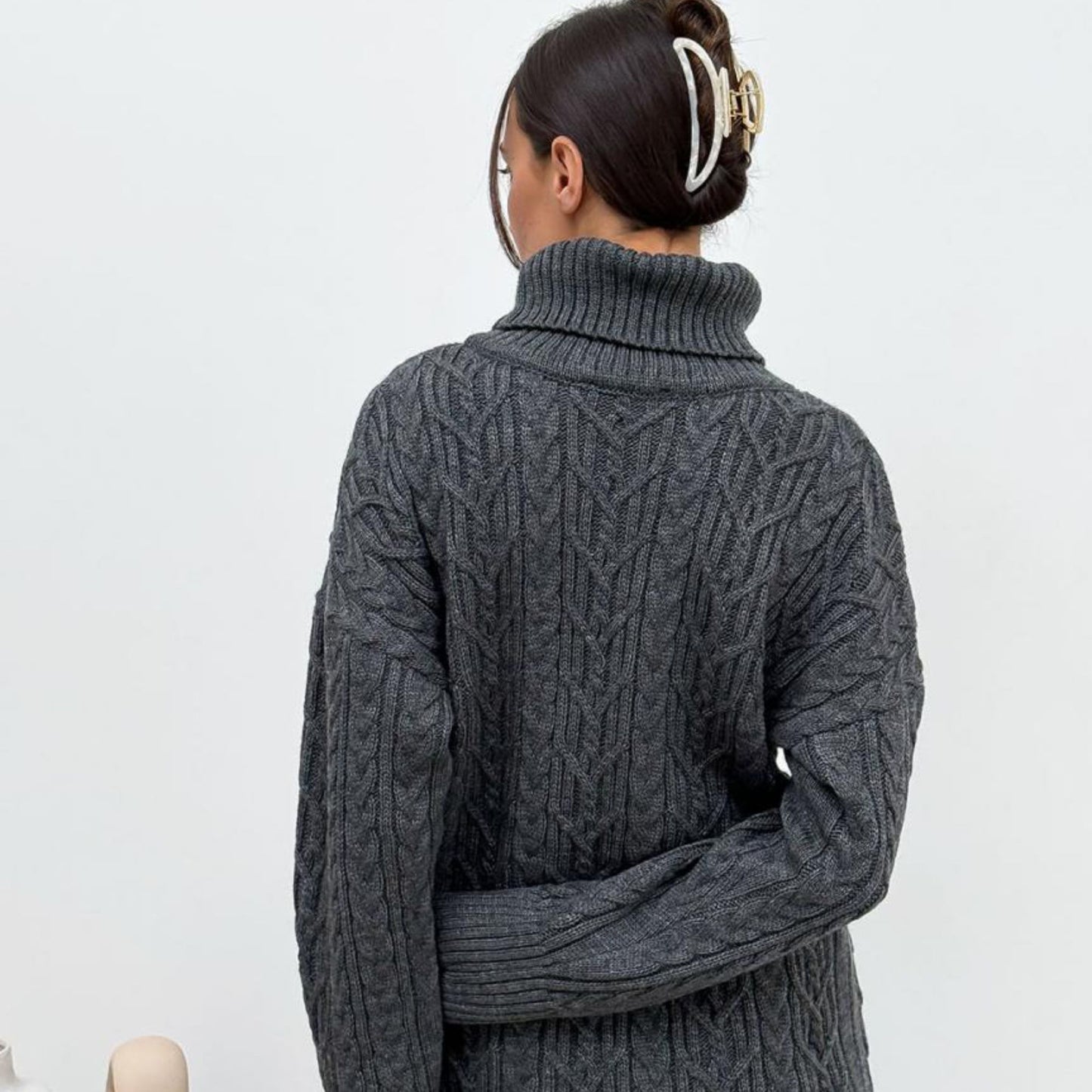 Gray Knitted Sweater - Olivia