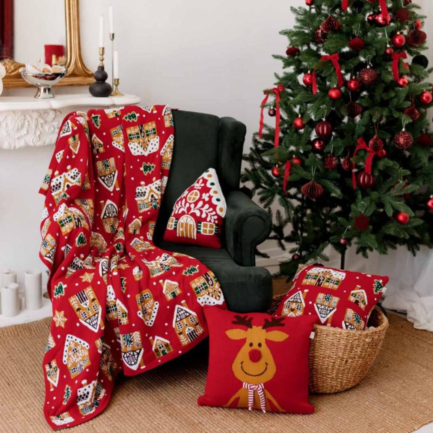 Red Knitted Christmas Throw Blanket - Gingerbread Houses