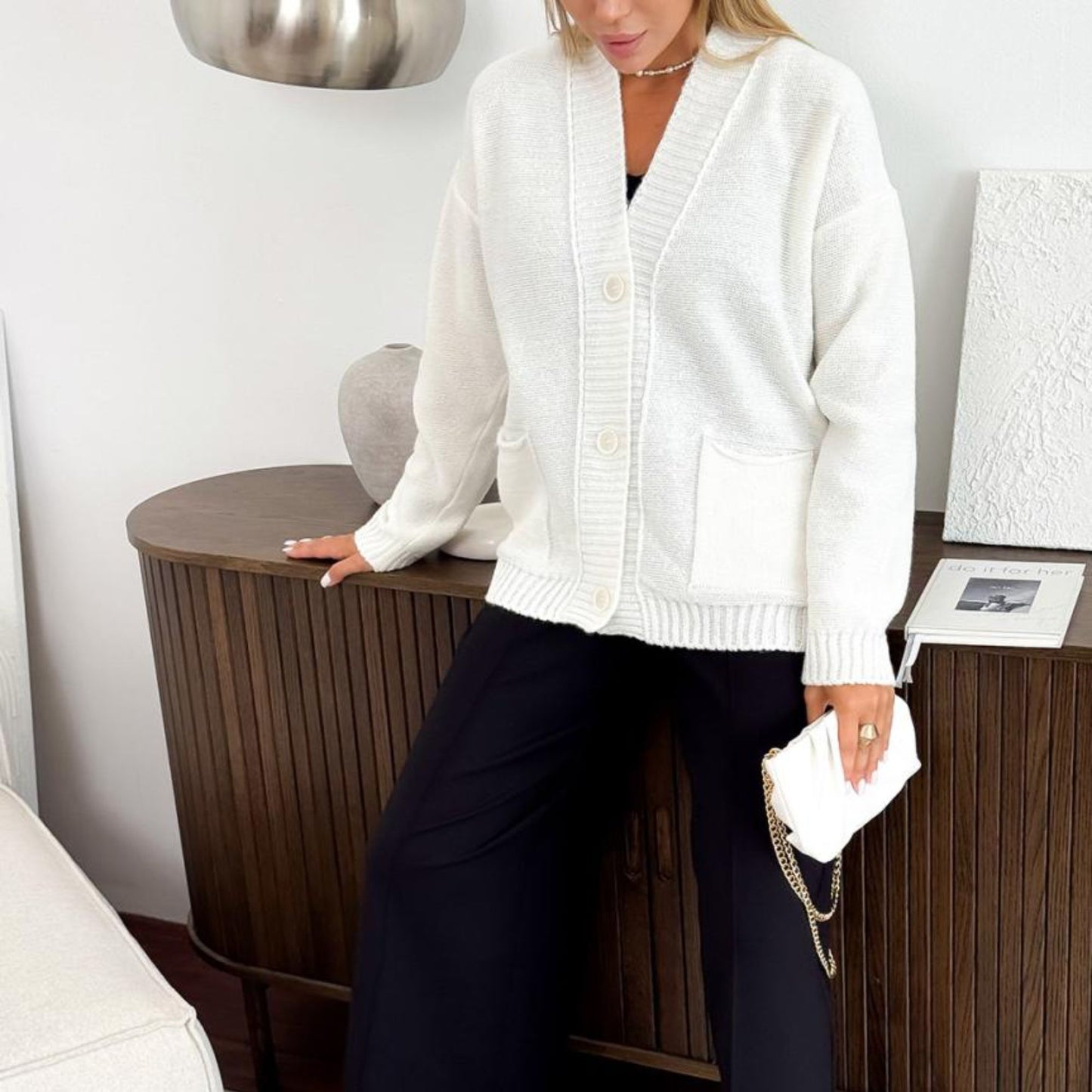 White Knitted Cardigan – Casual Wool