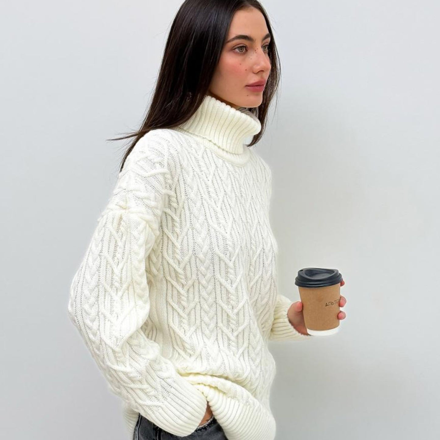 White Knitted Sweater - Olivia