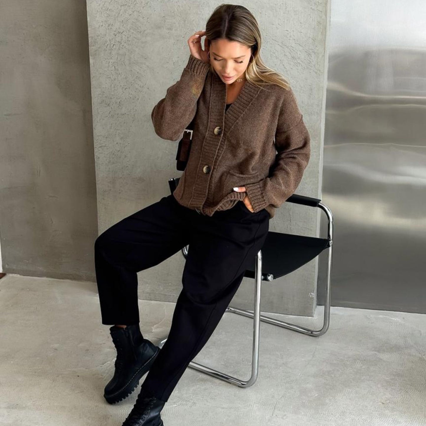 Brown Knitted Cardigan – Casual Wool