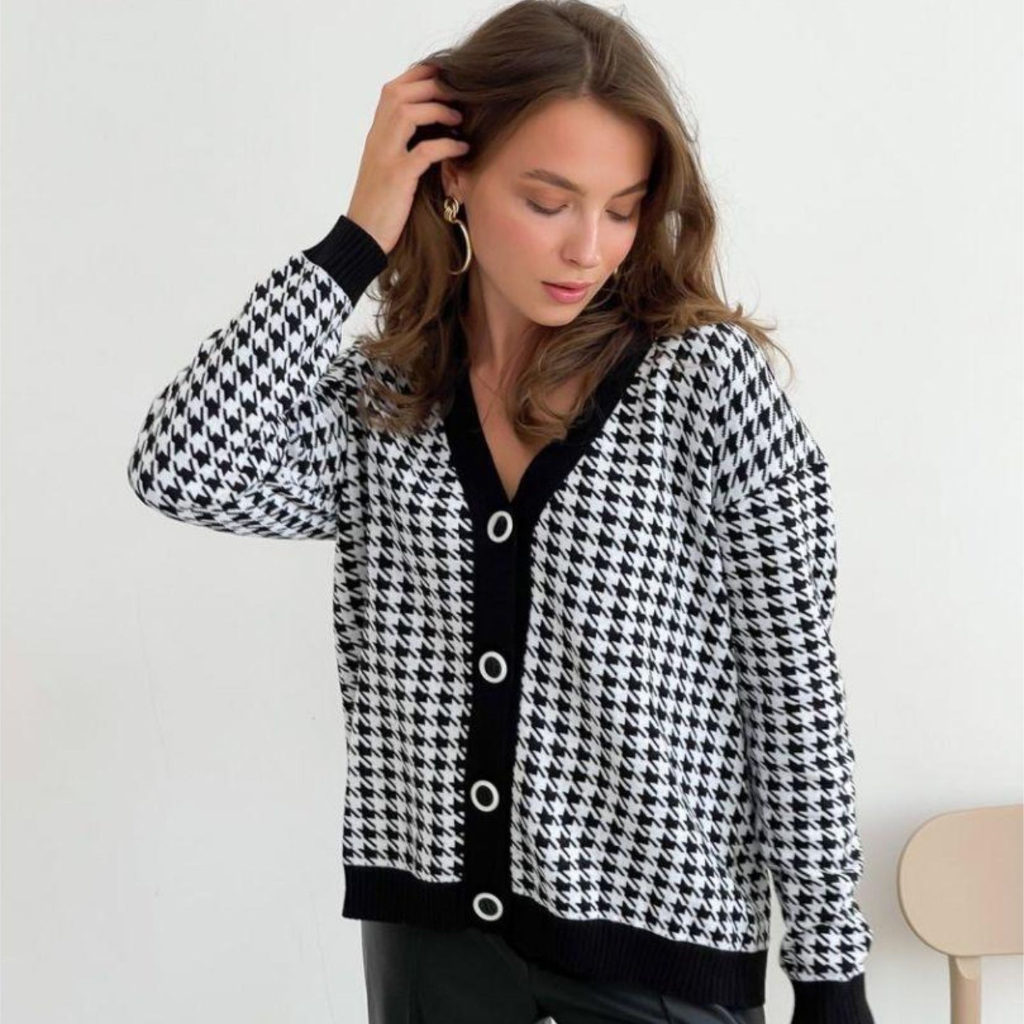 Black Knitted Cardigan - Lapky