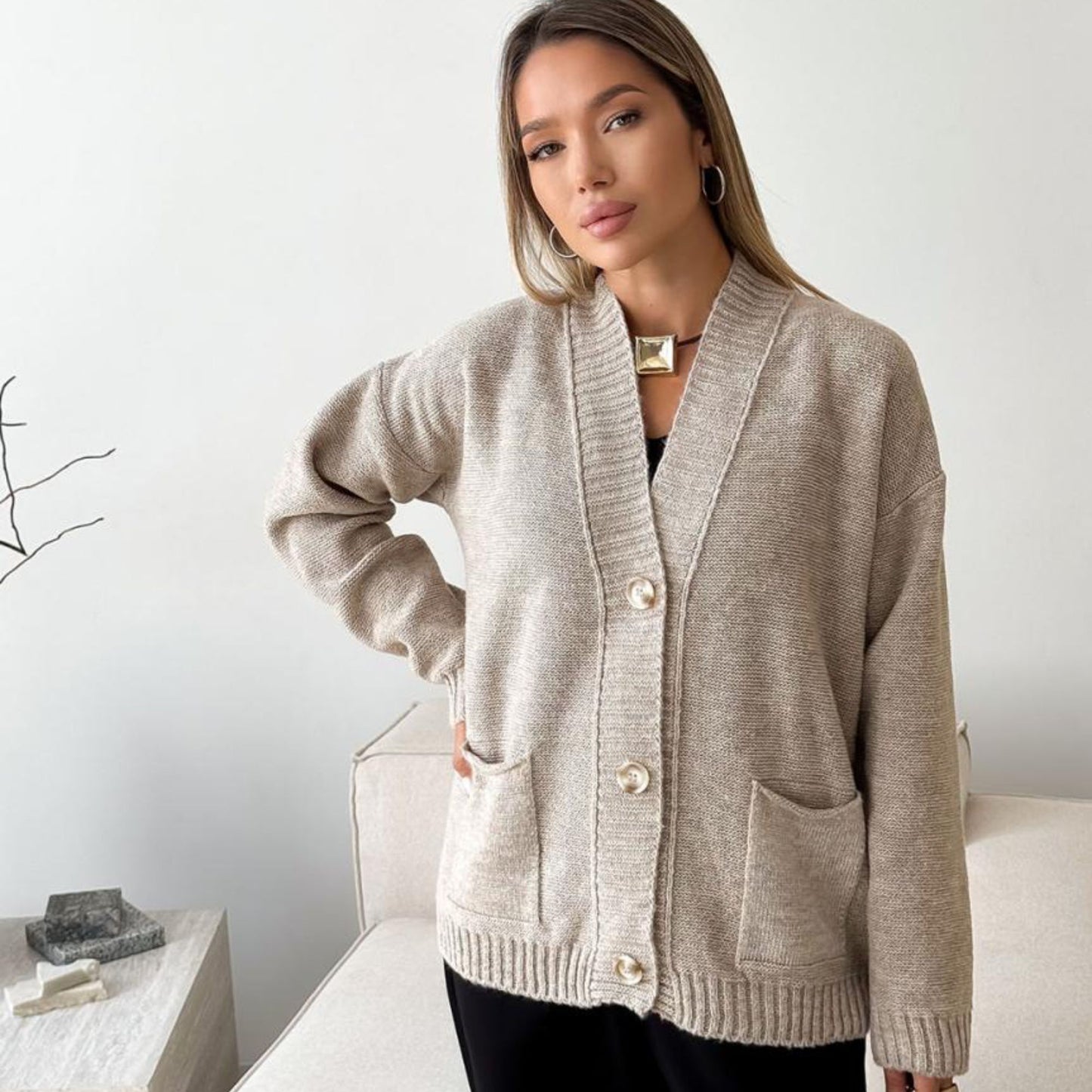 Beige Knitted Cardigan – Casual Wool