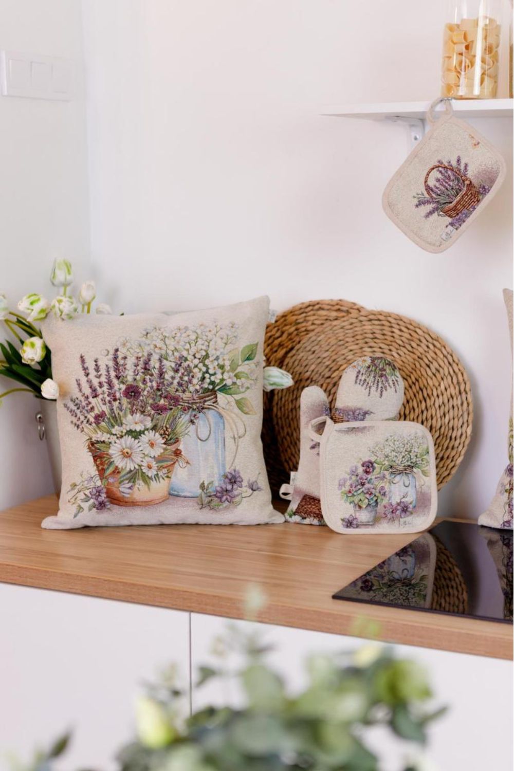 Decorative Cushion Cover – Flowers in a Glass