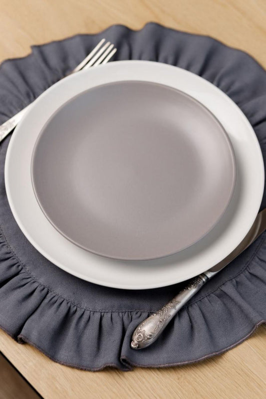 Round Placemat with Ruffle
